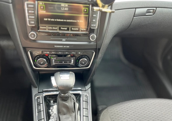 Skoda Superb cena 29900 przebieg: 273600, rok produkcji 2011 z Wejherowo małe 172